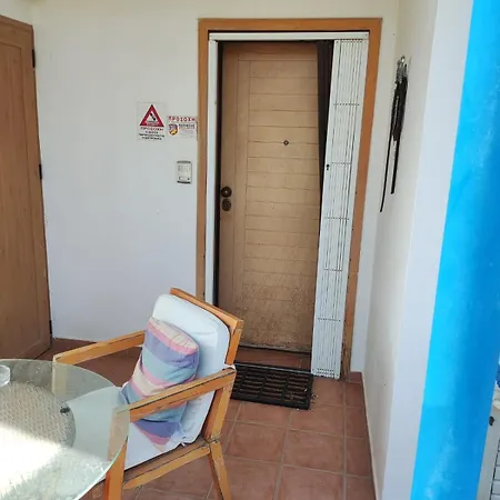 Kyllini Am Relaxen Mit Hund Myrsini (Kastro-Kyllini)