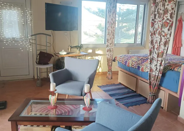 Kyllini Am Relaxen Mit Hund Lejlighed *